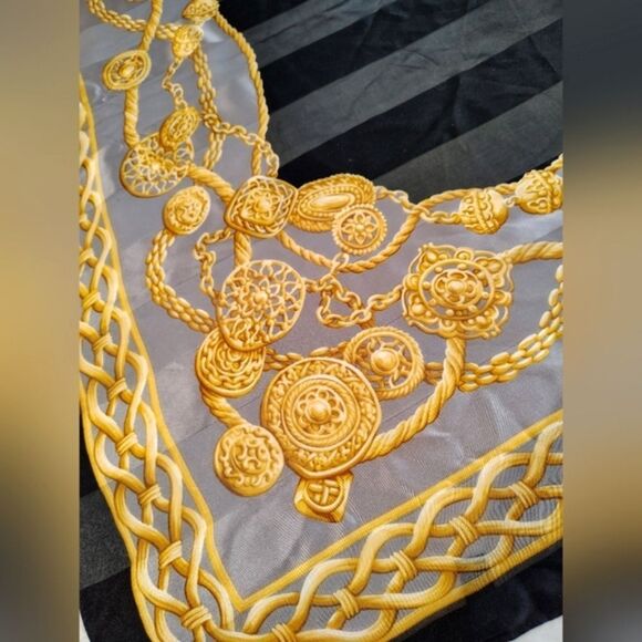 Pierre Cardin Paris 💯 Silk Scarf Gold & Black - Picture 9 of 16